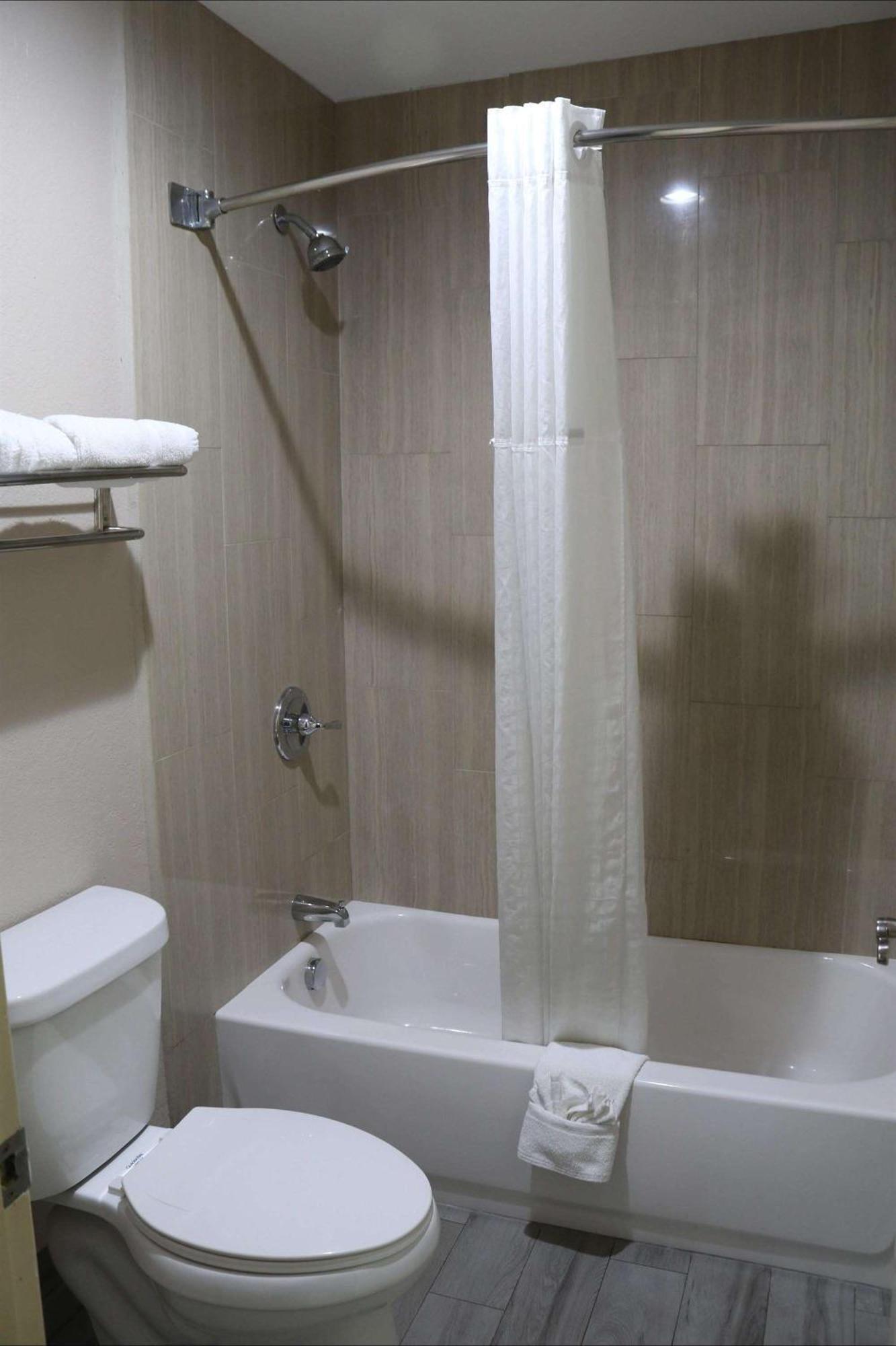 Surestay Hotel By Best Western Terrell Eksteriør bilde